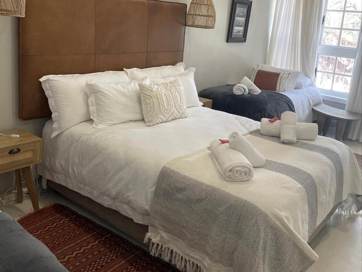 La Belle Guest House Bloemfontein Szoba fotó
